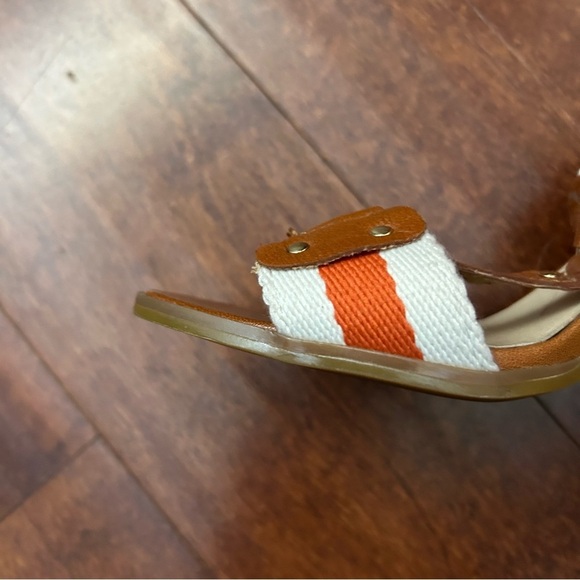 Michael Michael Kors Seaport T-Strap Brown and Orange Women's Heels, Size 8 - Picture 6 of 13